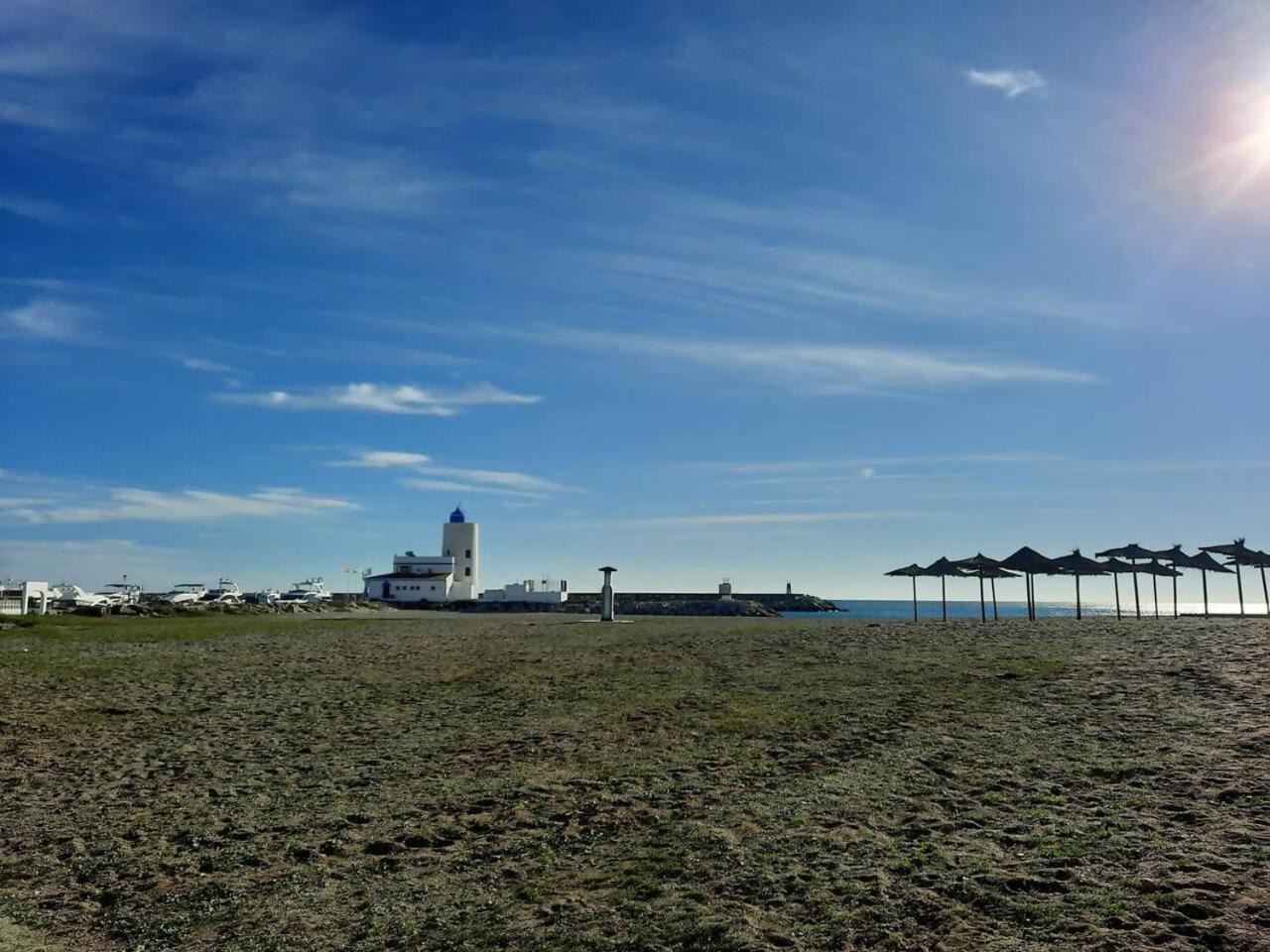 Atico Familiar Vistas Al Mar Lägenhet Manilva Exteriör bild